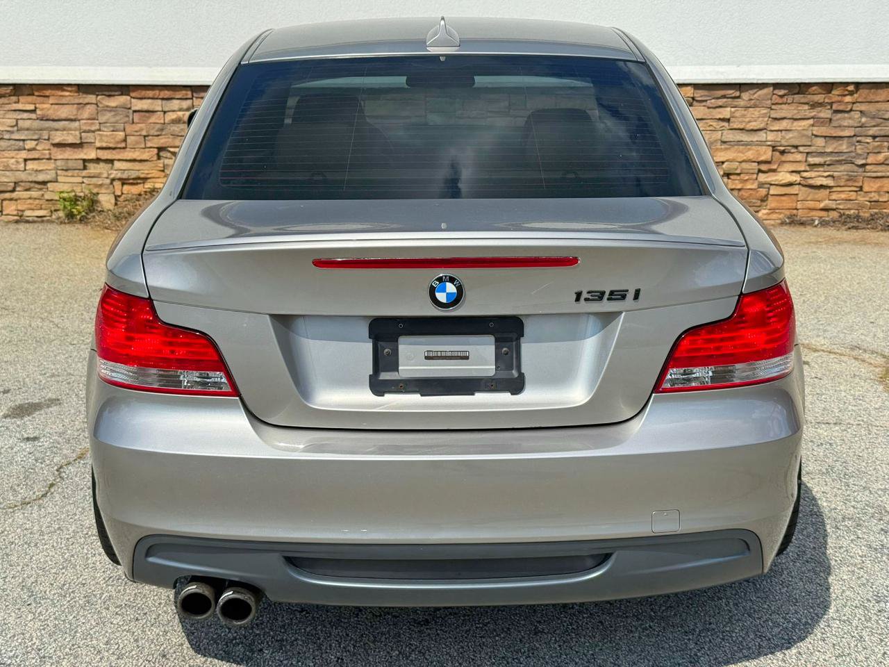 Used 2010 BMW 135i Coupe RWD image 10