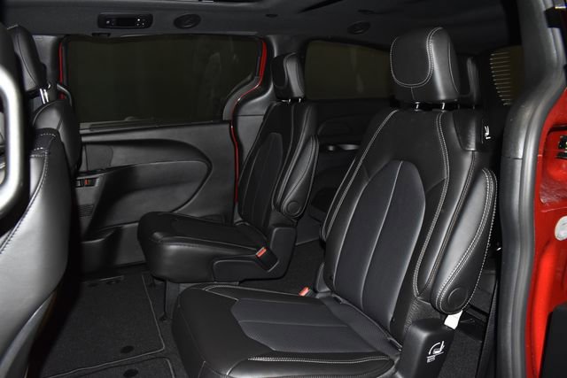 New 2026 Chrysler Pacifica Select image 27