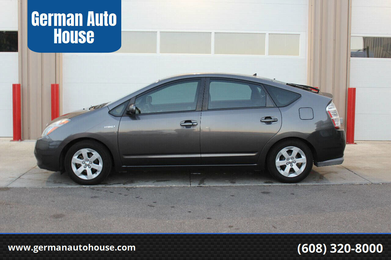 Used 2009 Toyota Prius Touring FWD image 1