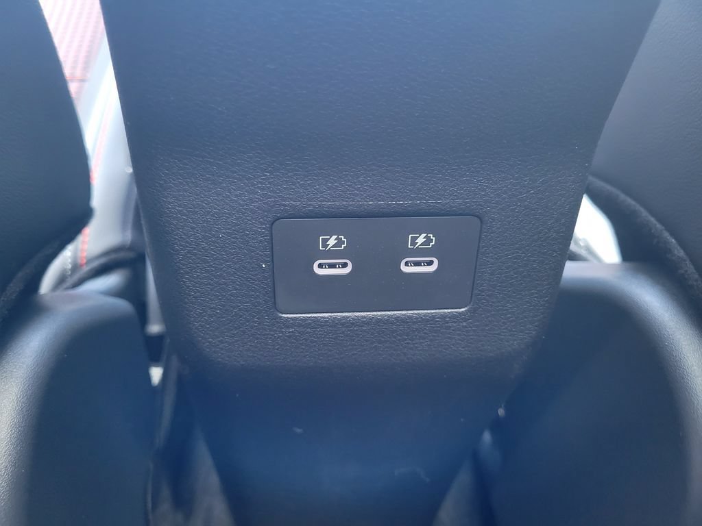 New 2026 Nissan Kicks SR w/ SR Premium Package AWD/4WD image 34