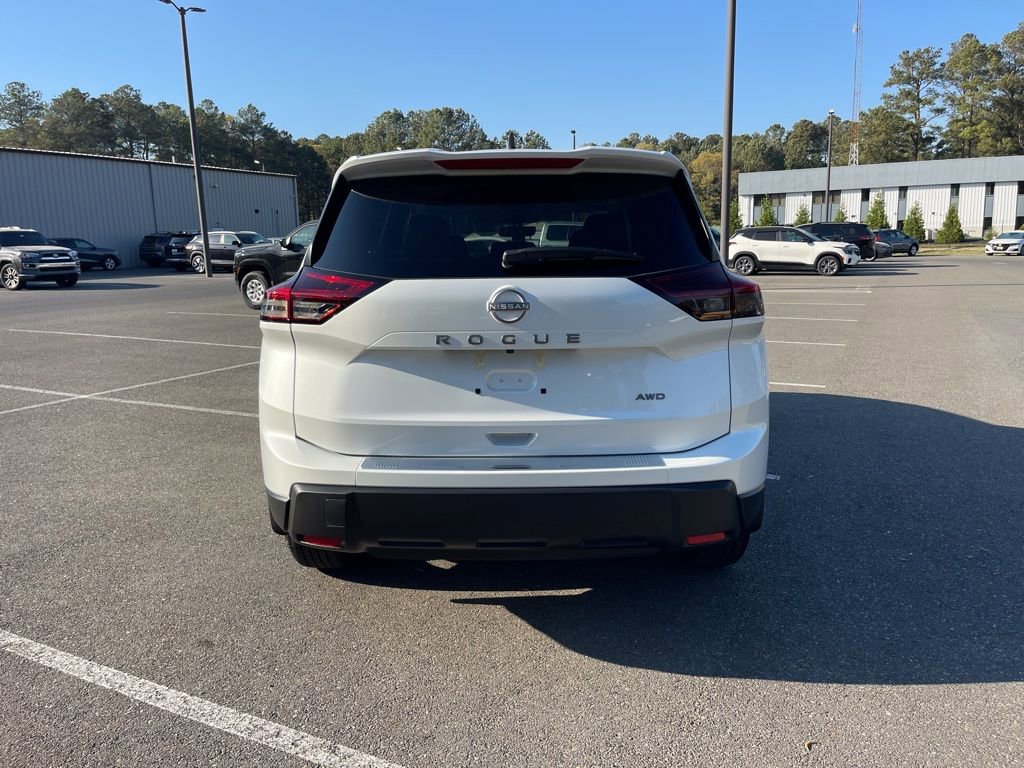 New 2026 Nissan Rogue SV w/ Cold Weather Package AWD/4WD image 5