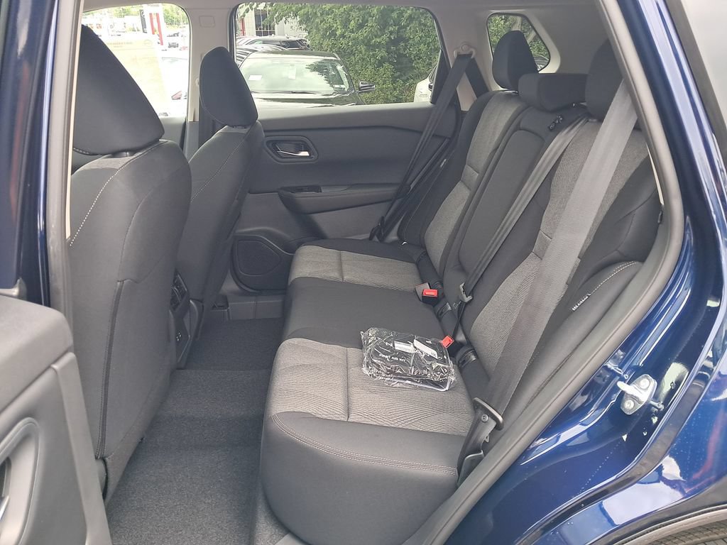 New 2026 Nissan Rogue SV w/ Cold Weather Package AWD/4WD image 26