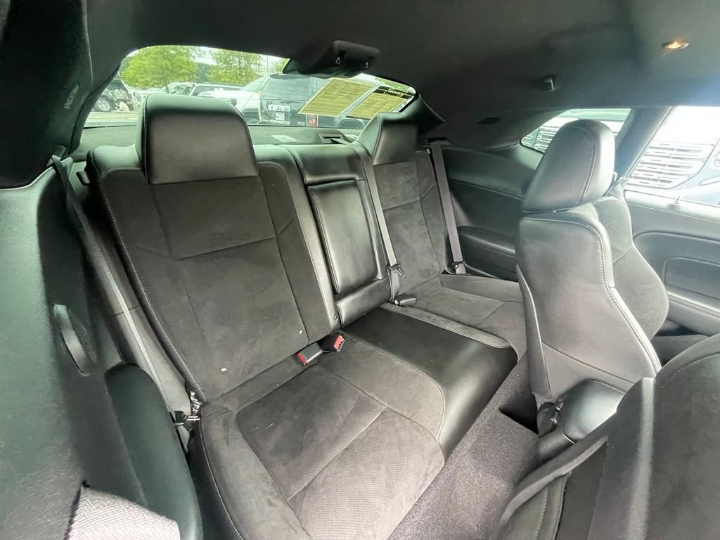 Used 2022 Dodge Challenger R/T Scat Pack RWD image 6