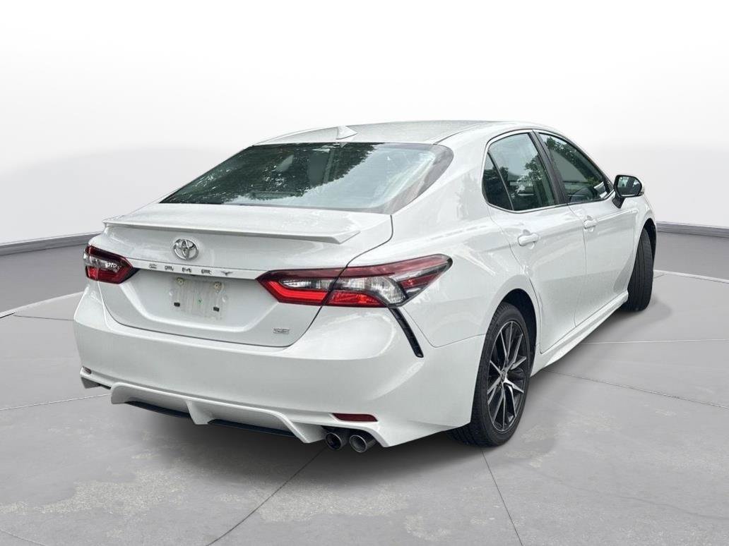 Used 2024 Toyota Camry SE FWD image 6