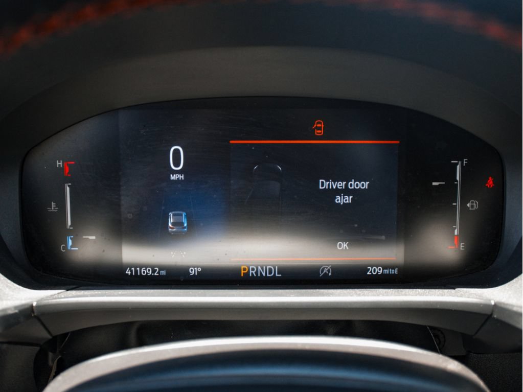 Used 2025 Ford Escape ST-Line Select AWD/4WD image 16