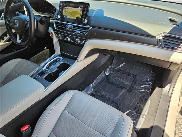 Used 2019 Honda Accord Touring image 29