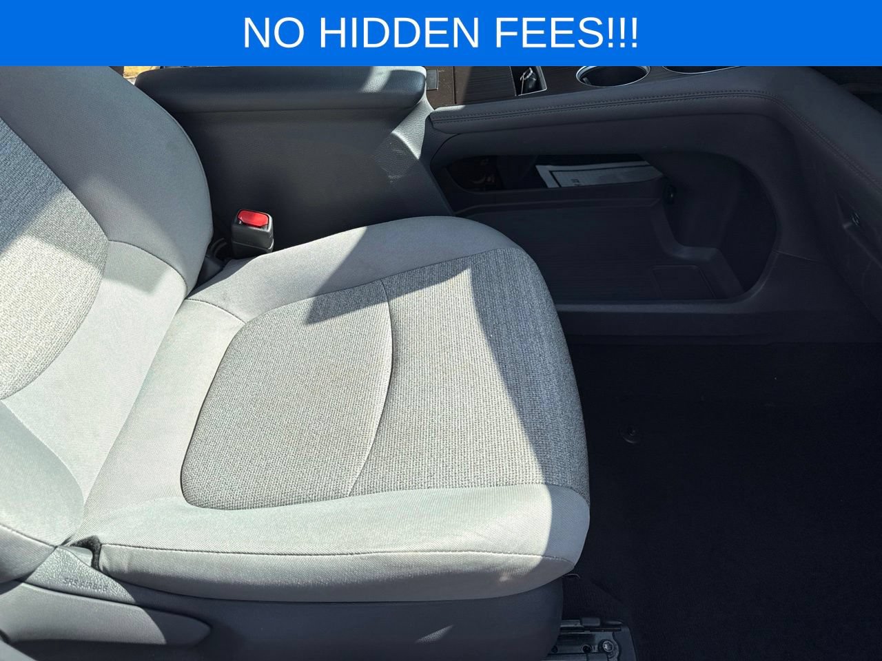 Used 2021 Toyota Sienna LE FWD image 23