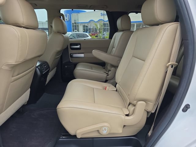 Used 2020 Toyota Sequoia Limited w/ Safety & Convenience Package RWD image 11