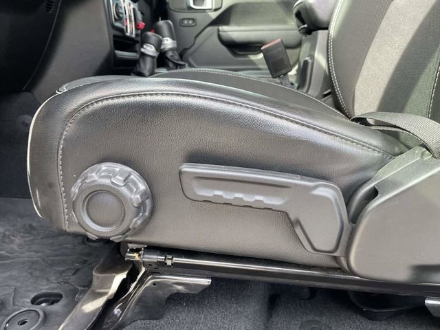 Used 2021 Jeep Gladiator Sport image 20