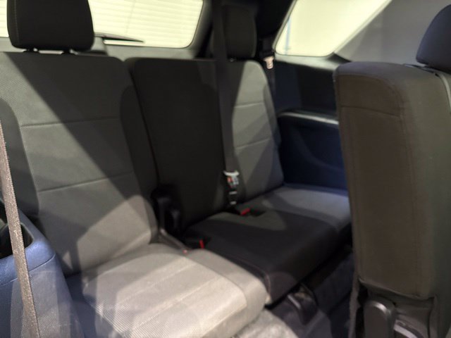 Used 2020 Chevrolet Traverse LS w/ LPO, Floor Liner Package FWD image 21