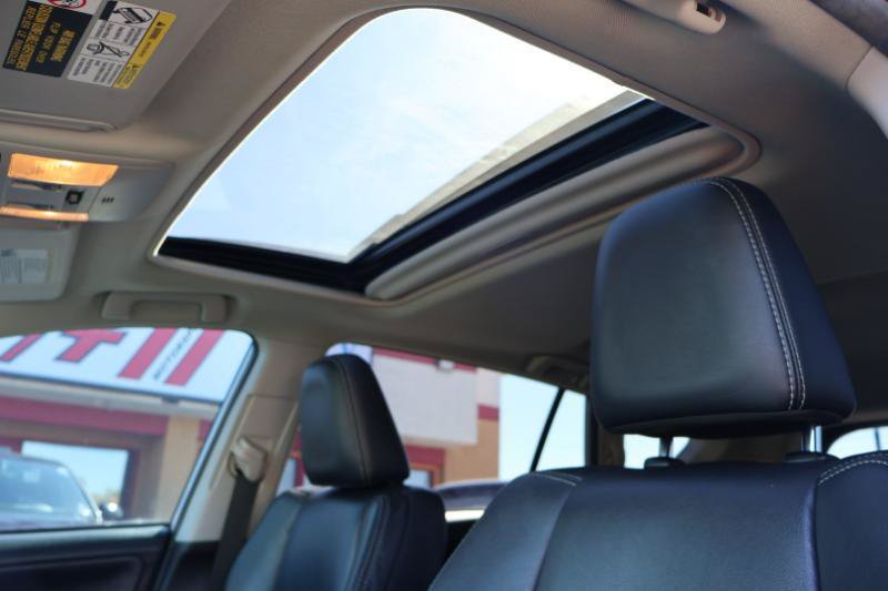 Used 2017 Toyota RAV4 Limited w/ Carpet Mat Package FWD image 23