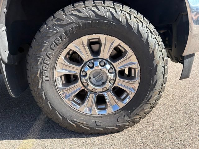 Used 2018 Ford F350 4x4 Crew Cab Super Duty image 11