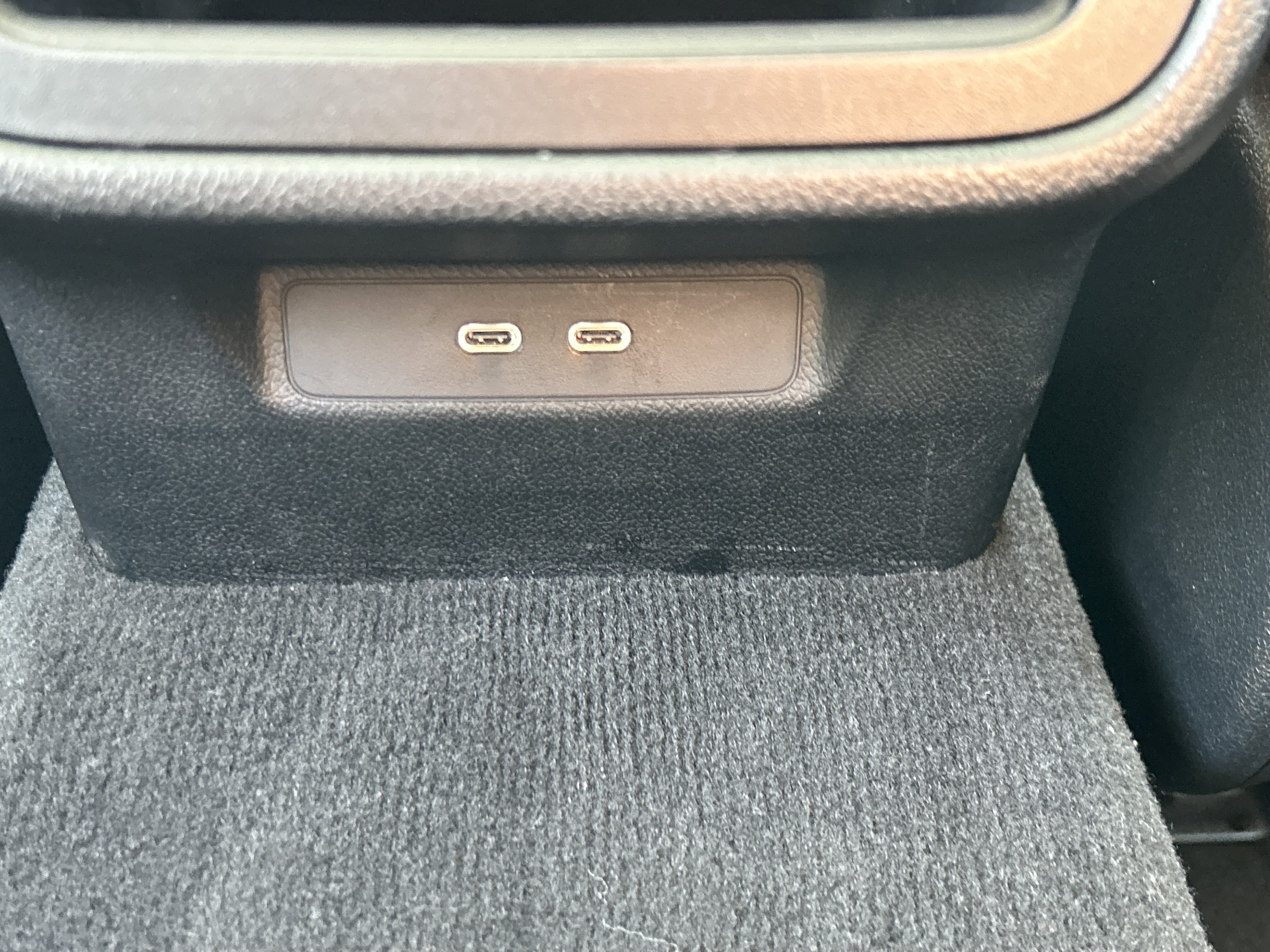 Certified 2025 Mercedes-Benz E 350 Sedan w/ Winter Package image 42
