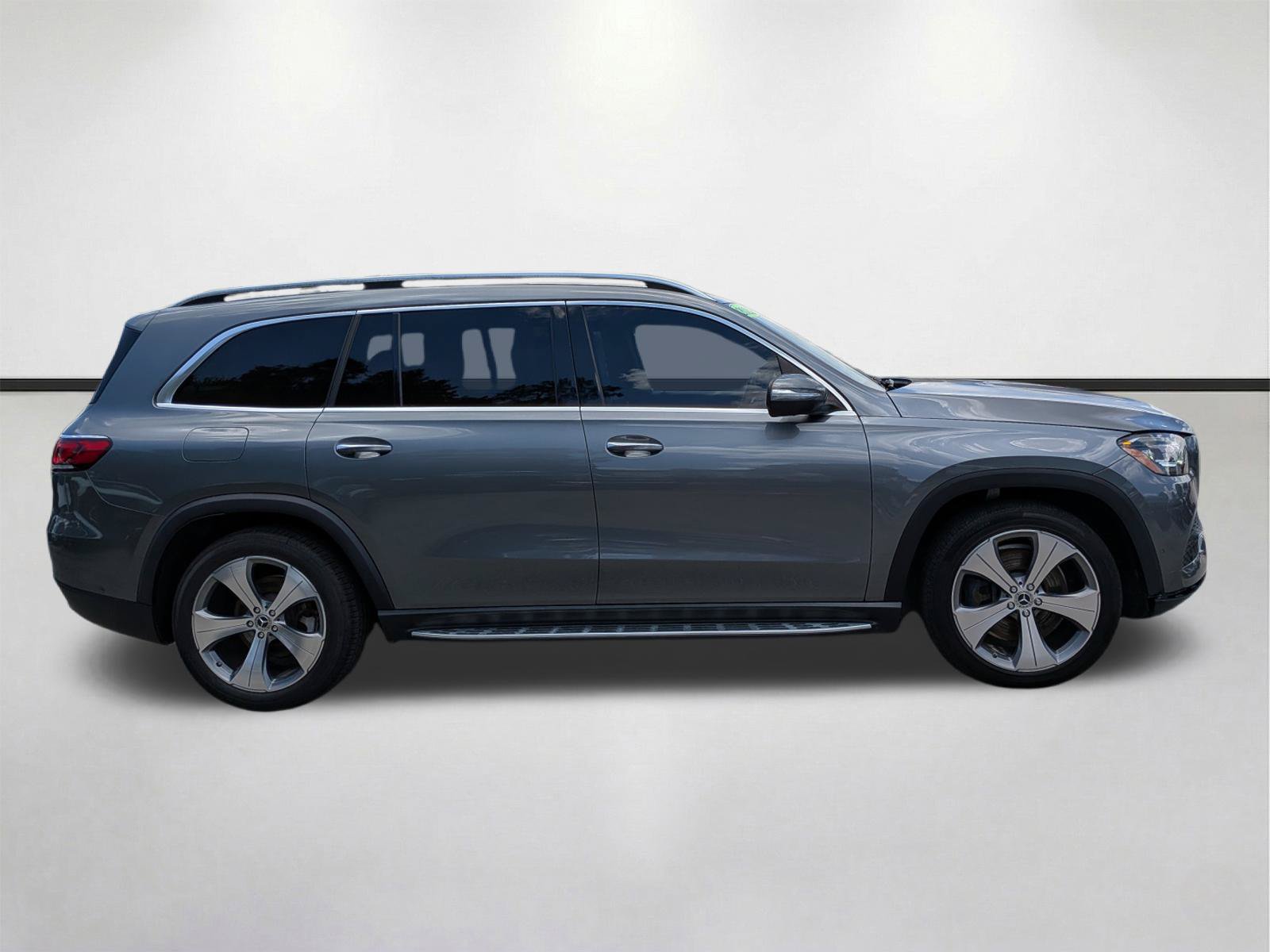Used 2022 Mercedes-Benz GLS 450 4MATIC image 3