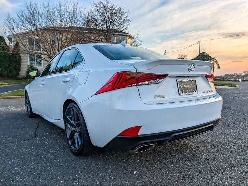 Used 2019 Lexus IS 300 F Sport w/ F Sport Package AWD/4WD image 8