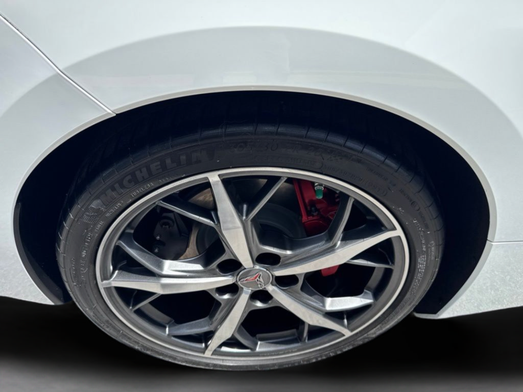 Used 2022 Chevrolet Corvette Stingray Preferred Cpe w/ Engine Appearance Package RWD image 30