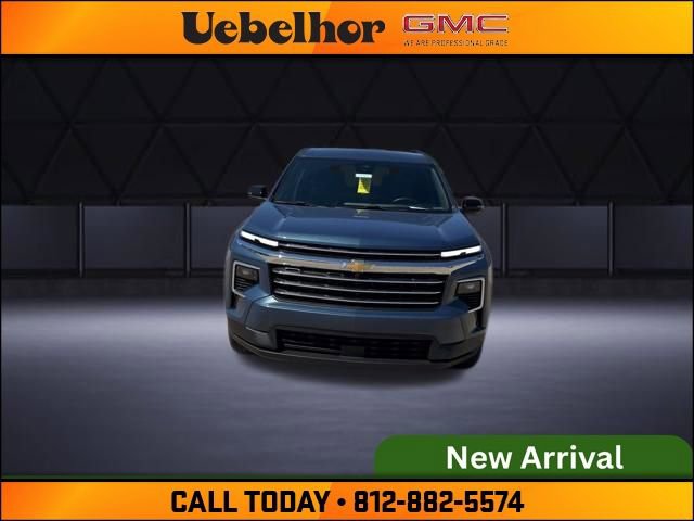 Certified 2025 Chevrolet Traverse LT FWD image 10