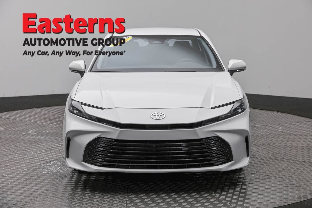 Used 2025 Toyota Camry LE FWD image 2
