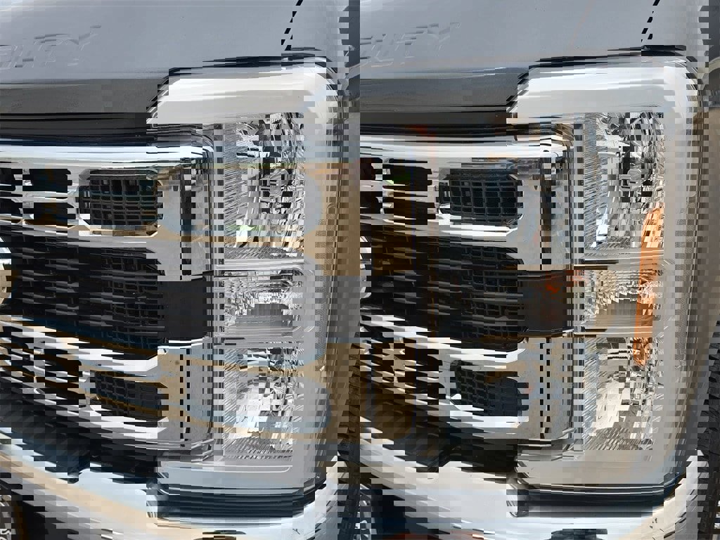 Used 2024 Ford F250 XLT image 25