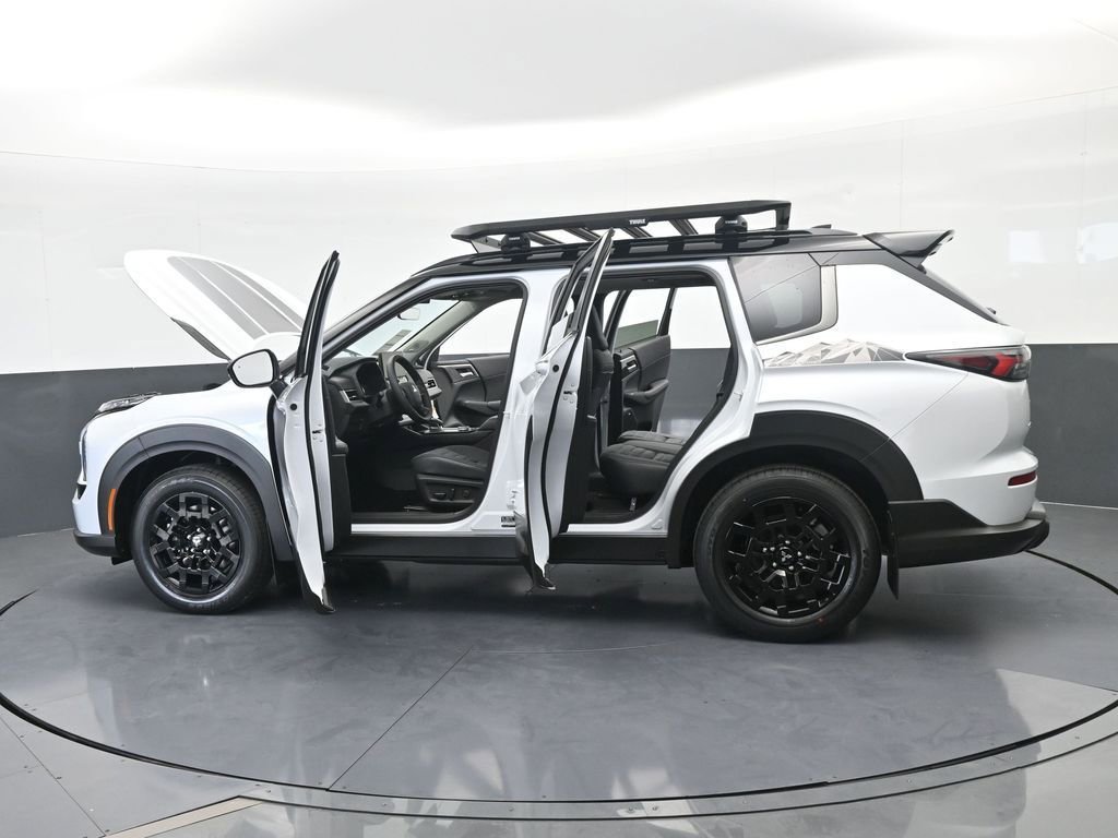 New 2026 Mitsubishi Outlander Trail Edition image 82