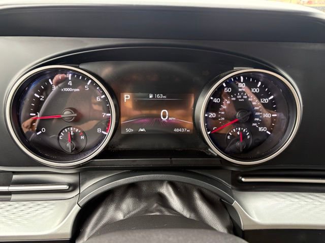 Certified 2023 Kia Carnival LX image 12