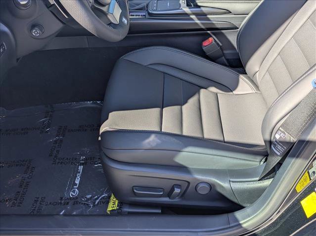 New 2025 Lexus IS 350 F Sport image 4