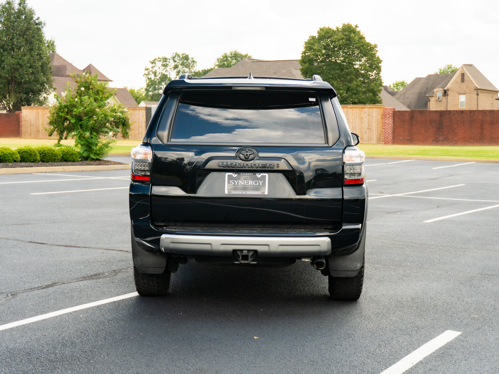 Used 2022 Toyota 4Runner TRD Off-Road Premium AWD/4WD image 7