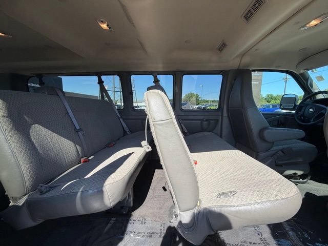 Used 2025 Chevrolet Express 3500 LT w/ LT Preferred Equipment Group RWD image 24