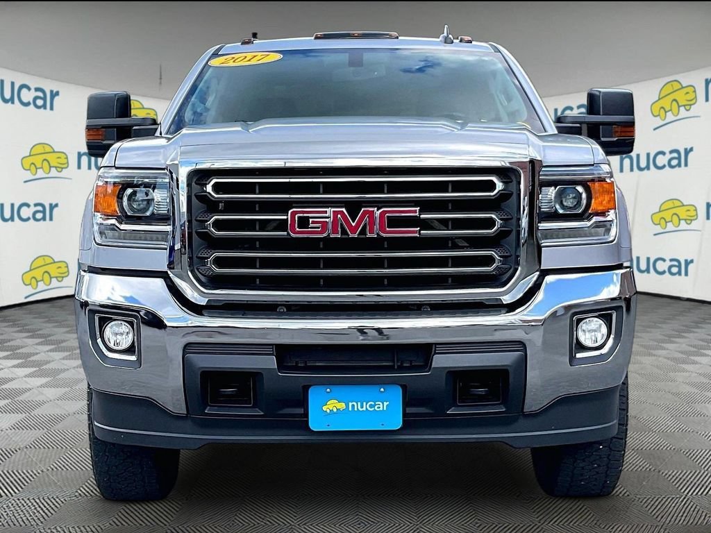 Used 2017 GMC Sierra 2500 SLE w/ HD SLE Preferred Plus Package AWD/4WD image 2
