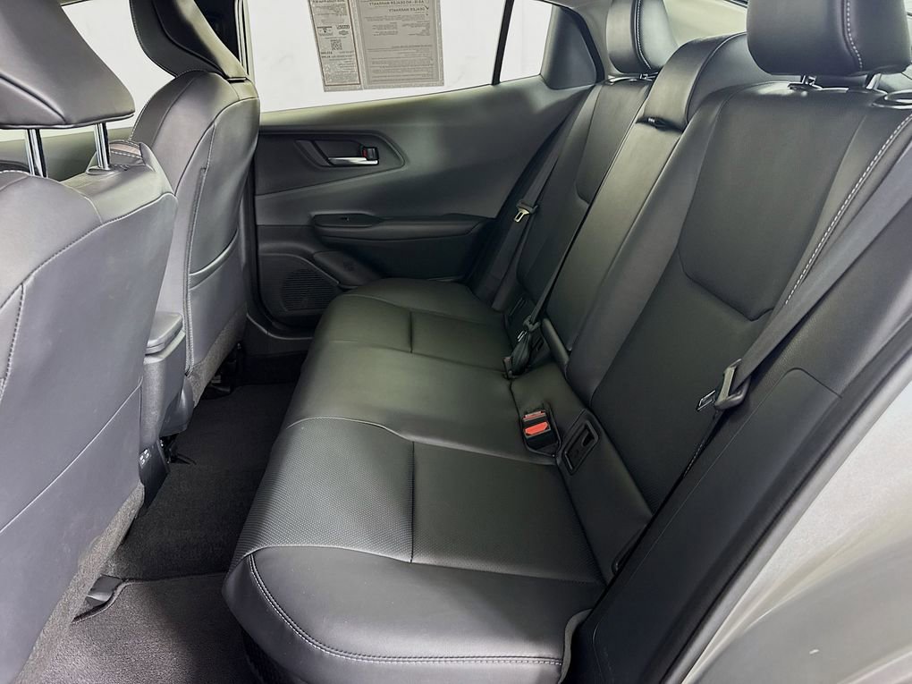 Used 2025 Toyota Prius XLE FWD image 36