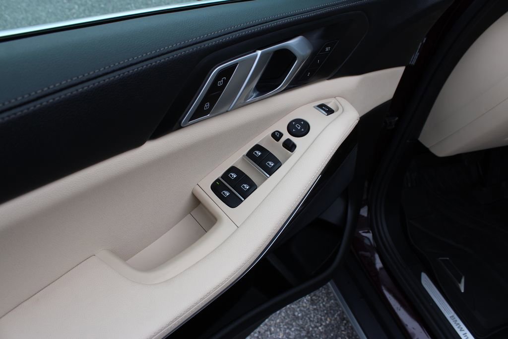 Used 2019 BMW X5 xDrive40i w/ Executive Package image 27