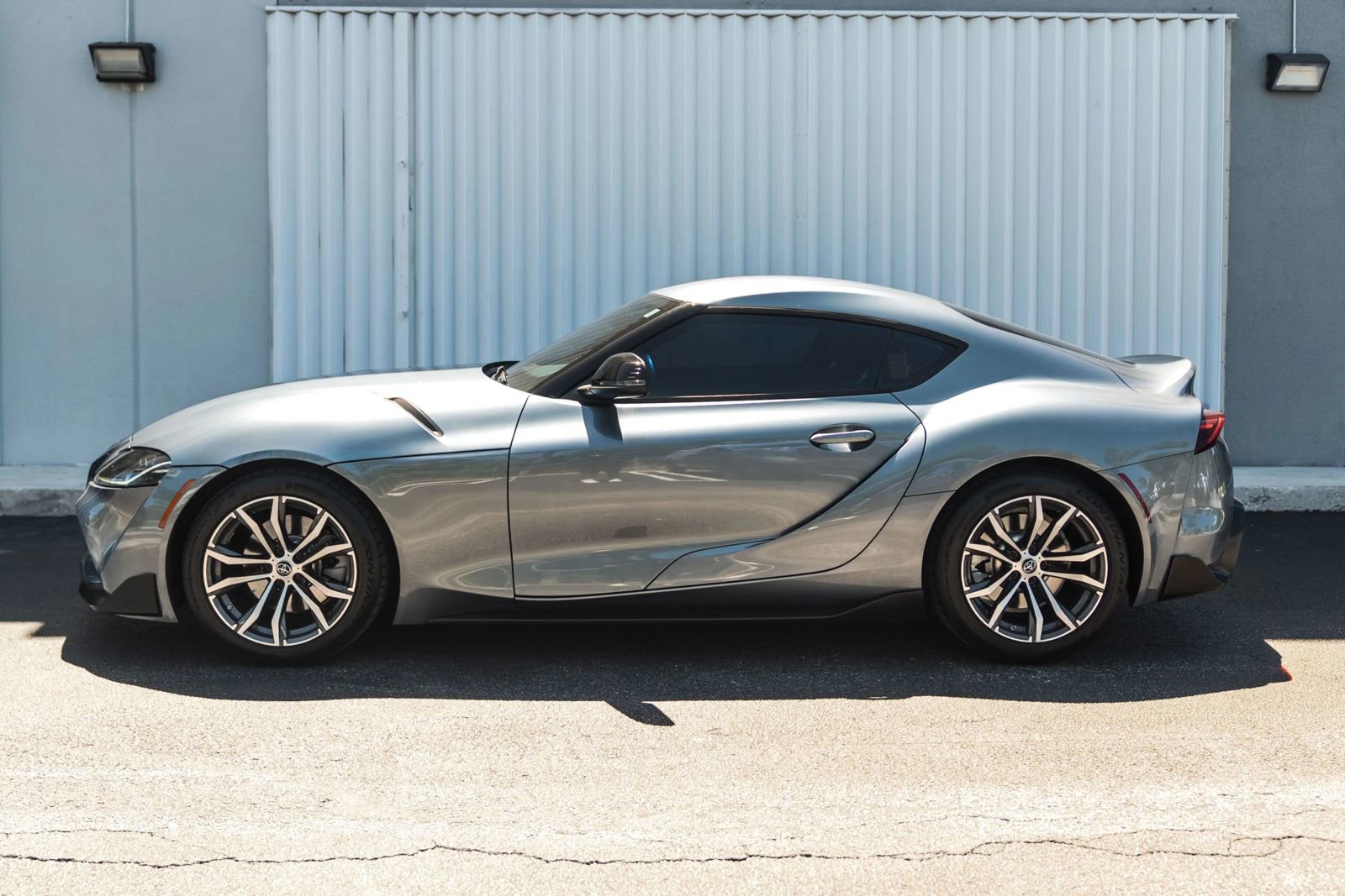 Used 2021 Toyota Supra RWD image 4