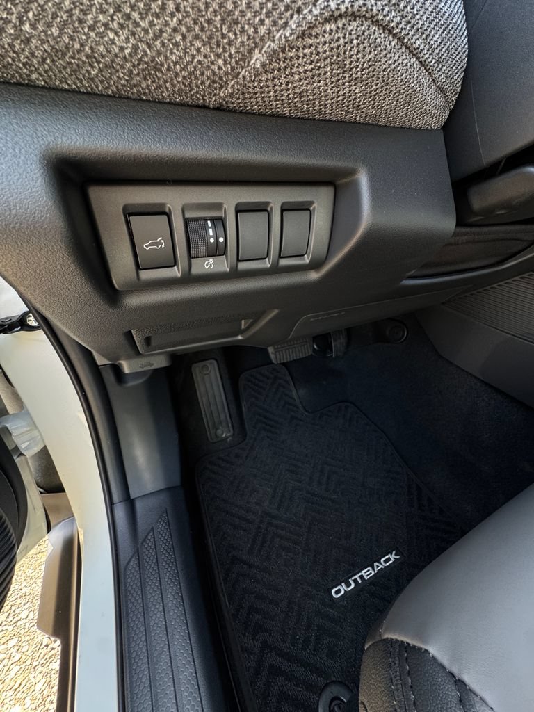 New 2026 Subaru Outback Premium AWD/4WD image 15