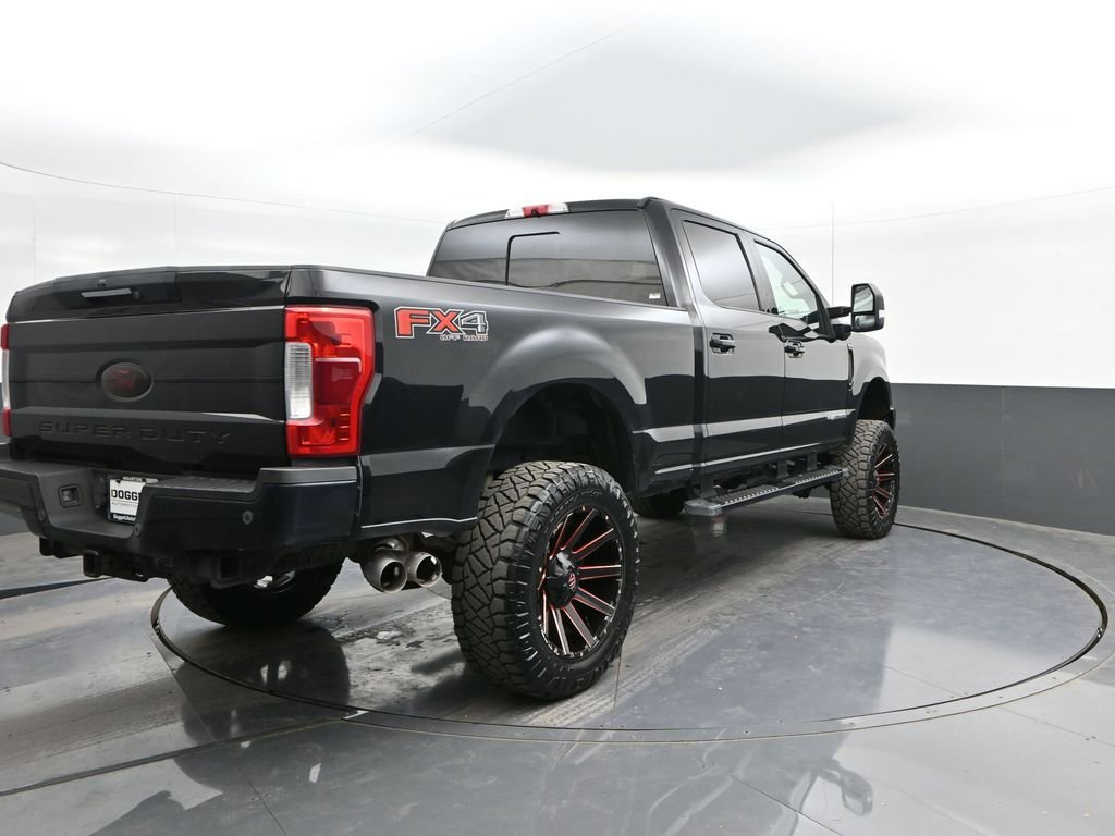 Used 2019 Ford F250 Lariat w/ Lariat Ultimate Package AWD/4WD image 11