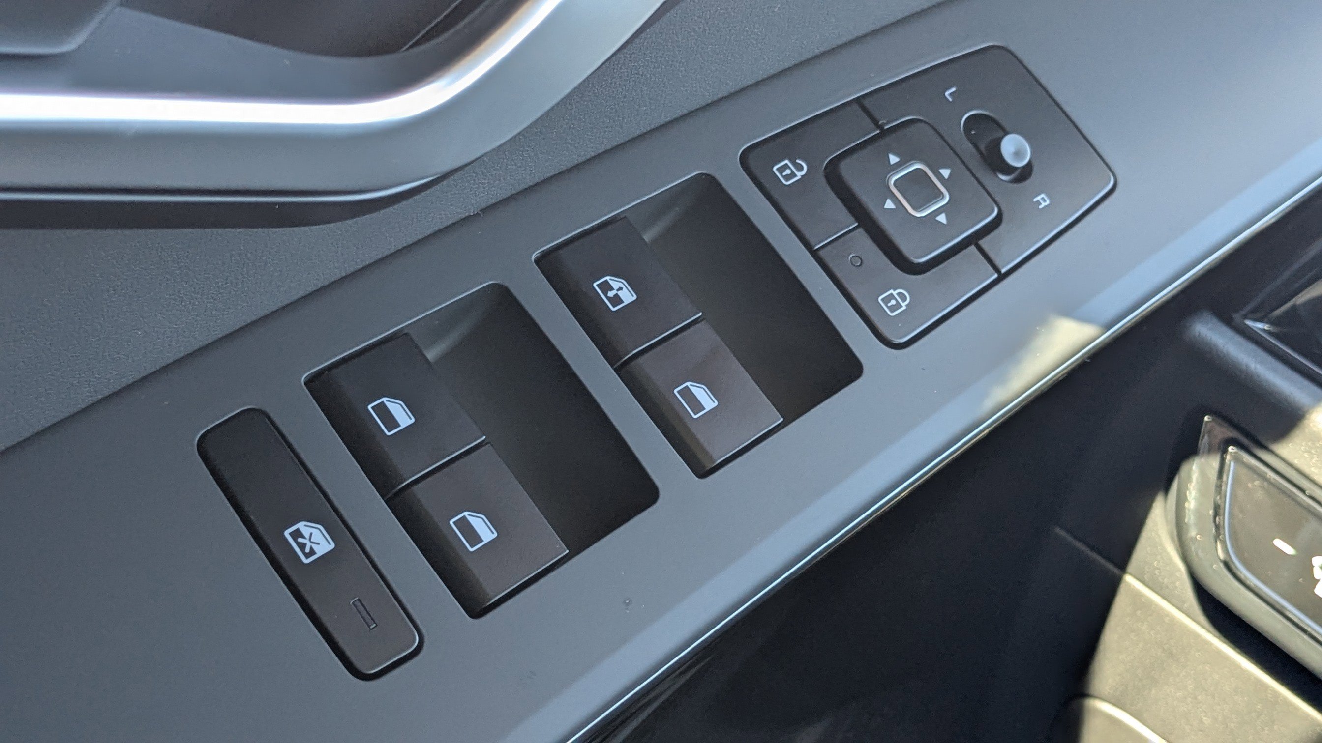 New 2025 Kia Niro Wind image 30