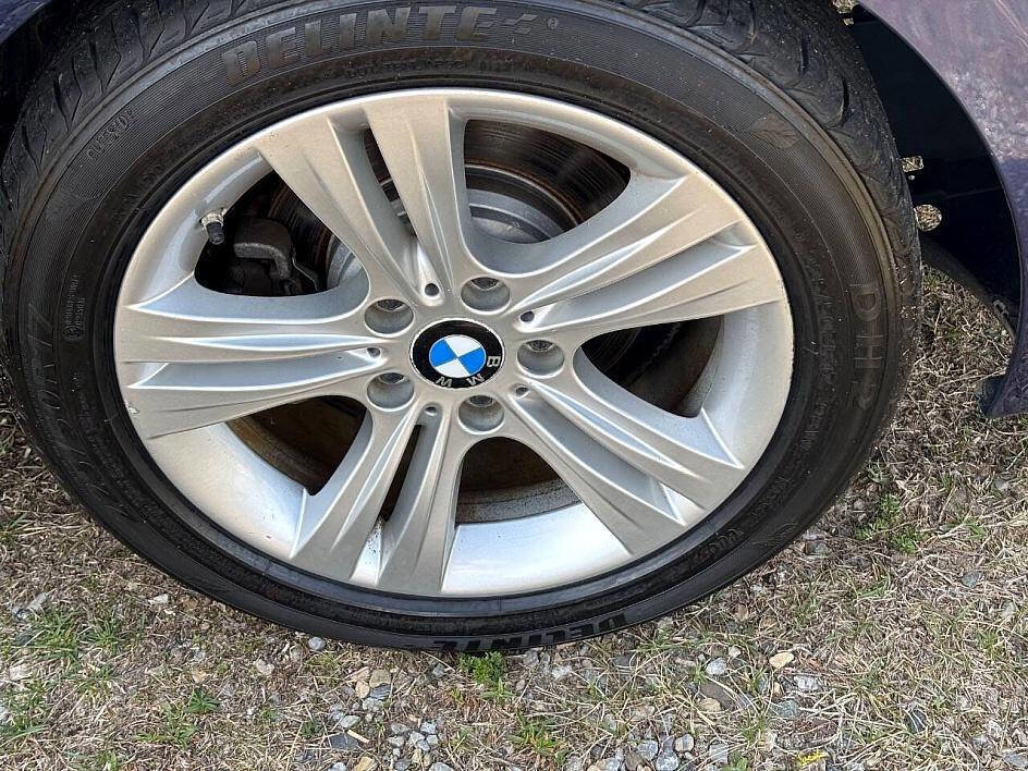 Used 2017 BMW 330i xDrive Sedan image 10