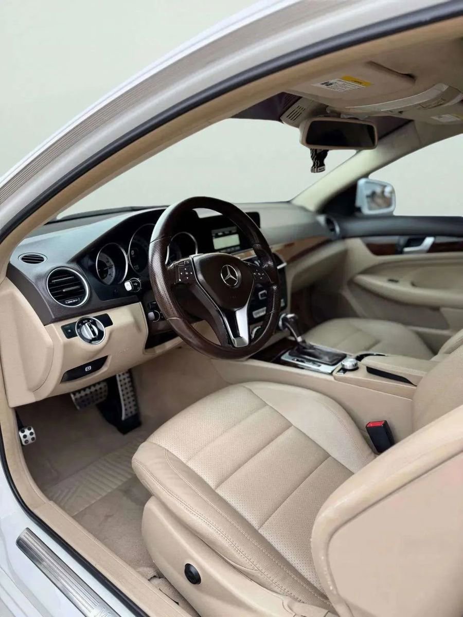 Used 2015 Mercedes-Benz C 250 Coupe image 14