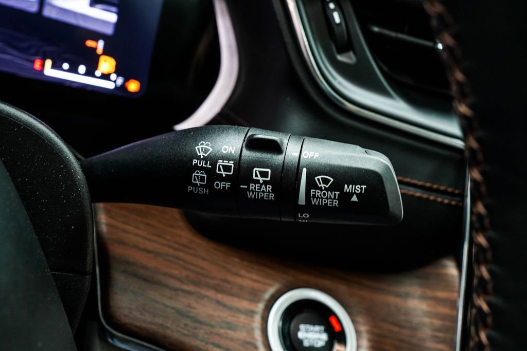 Used 2023 Jeep Grand Cherokee L Summit w/ Advanced Protech Group IV image 41