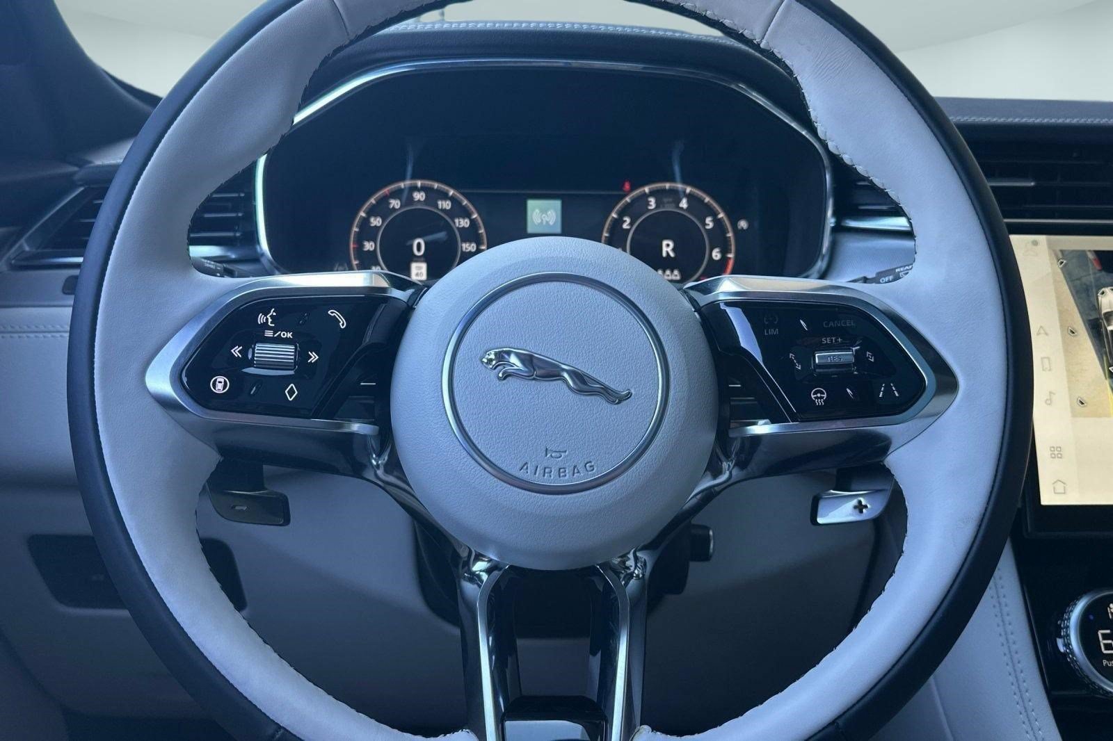 New 2026 Jaguar F-PACE R-Dynamic S AWD/4WD image 10