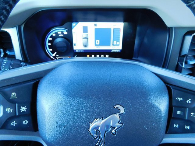 Used 2023 Ford Bronco Wildtrak image 30