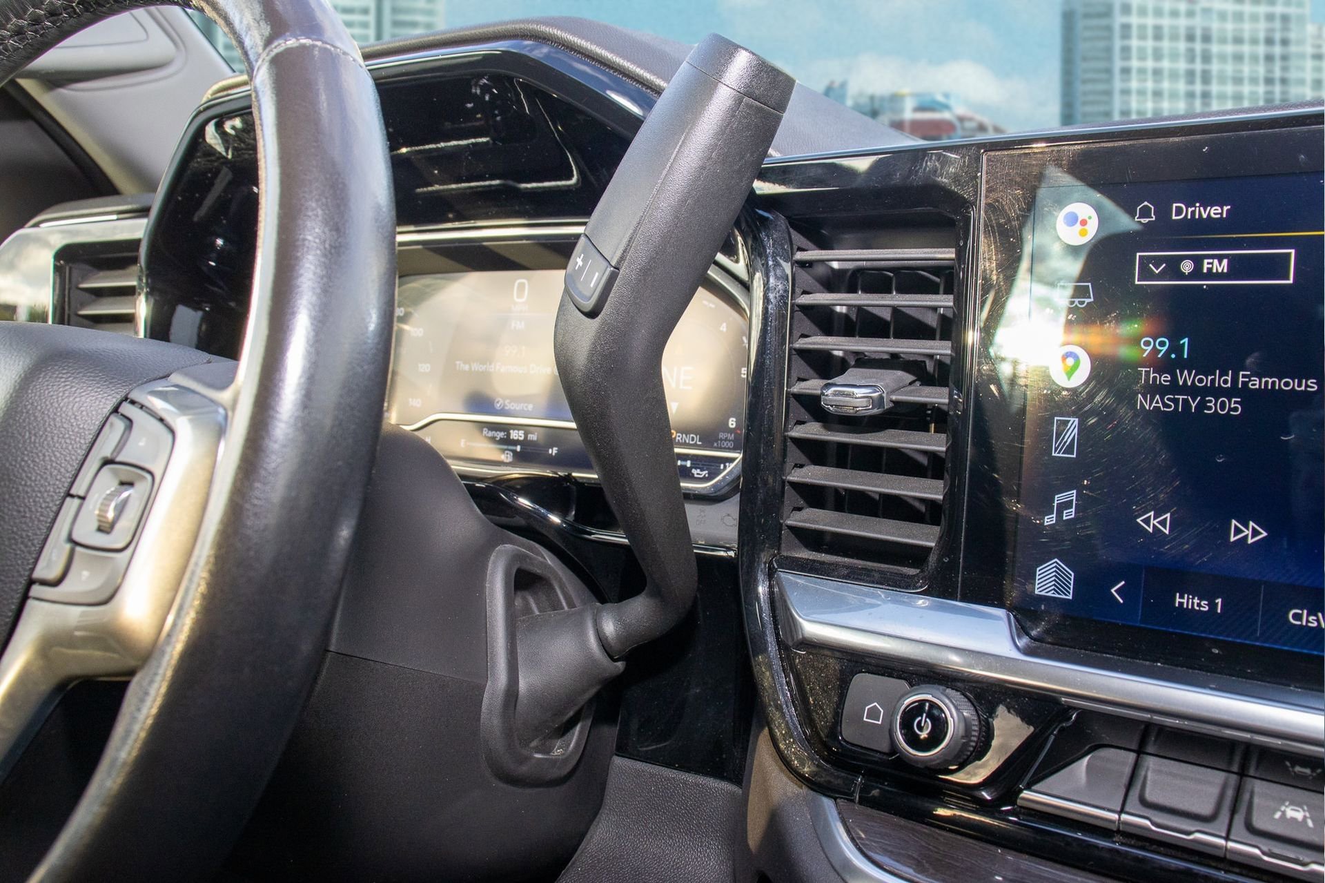 Used 2022 Chevrolet Silverado 1500 LTZ image 24