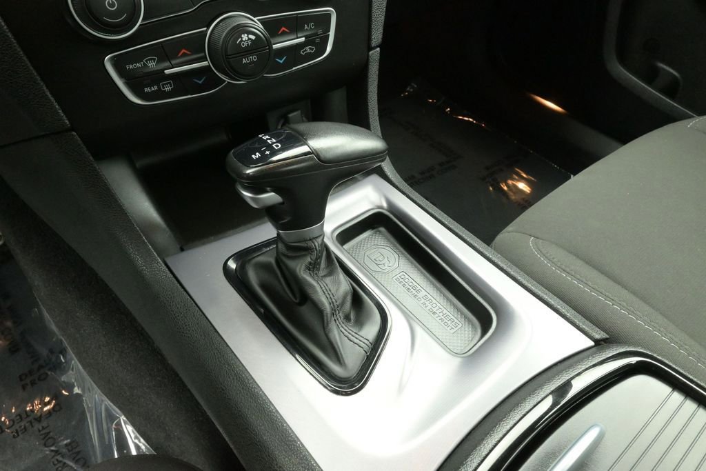 Used 2022 Dodge Charger R/T w/ Blacktop Package RWD image 10