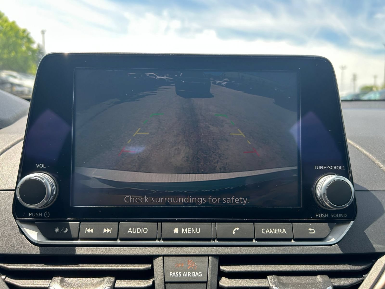 Used 2025 Nissan Altima 2.5 SV FWD image 20