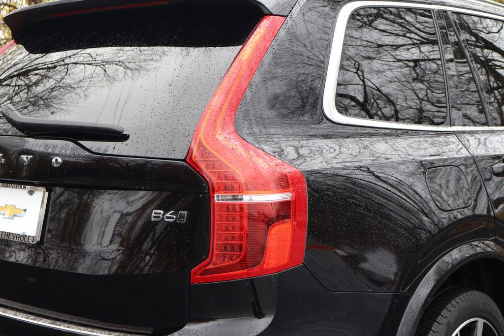Used 2024 Volvo XC90 B6 Plus w/ Protection Package Premier image 7