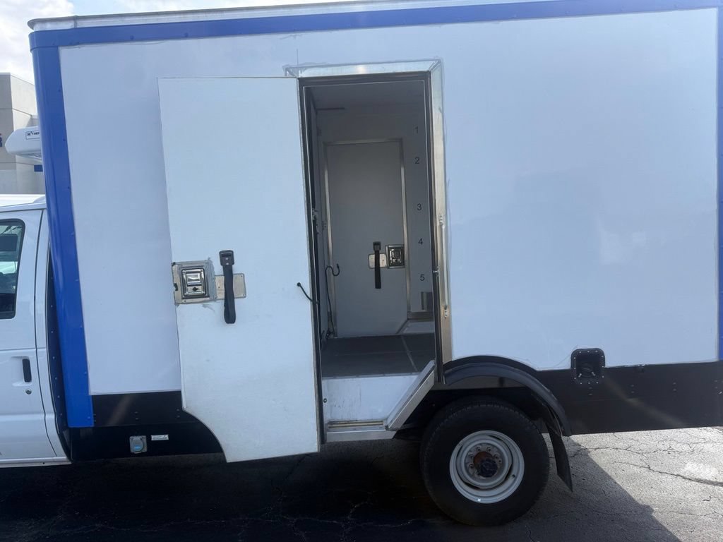 Used 2024 Ford E-350 and Econoline 350 Super Duty w/ Power Windows & Locks Group RWD image 33