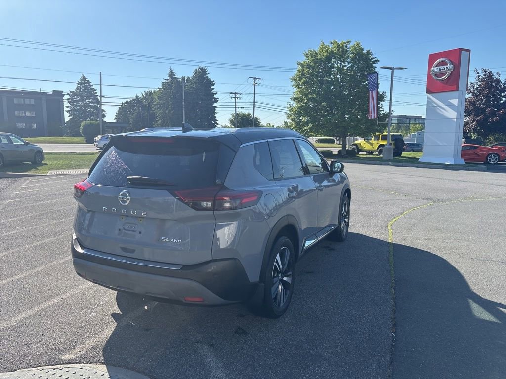 Used 2021 Nissan Rogue SL AWD/4WD image 7