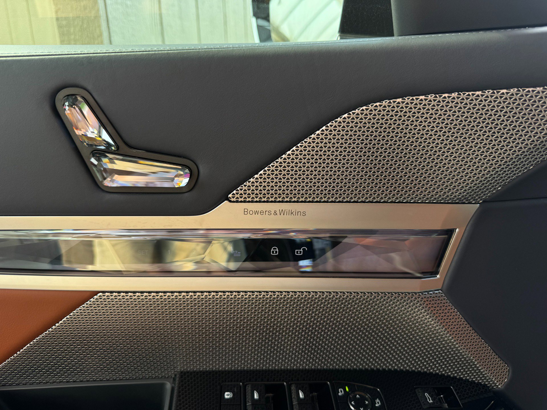 Used 2025 BMW i7 eDrive50 w/ Executive Package image 89