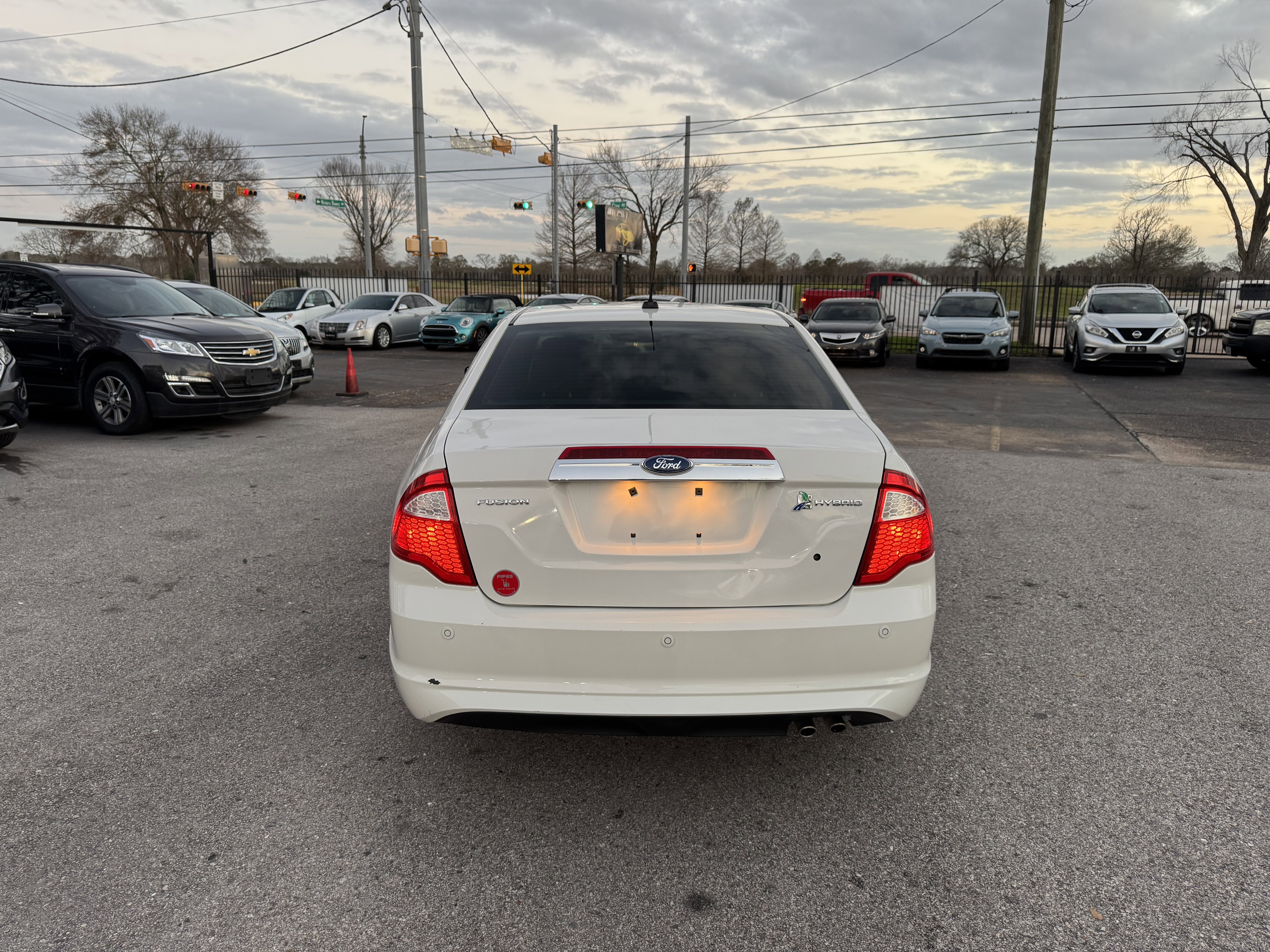 Used 2012 Ford Fusion Hybrid FWD image 9