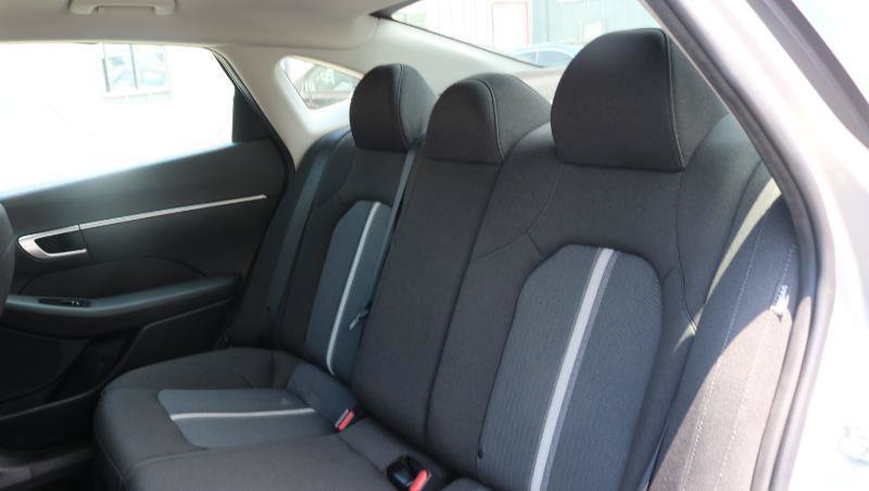 Used 2022 Hyundai Sonata SE FWD image 18