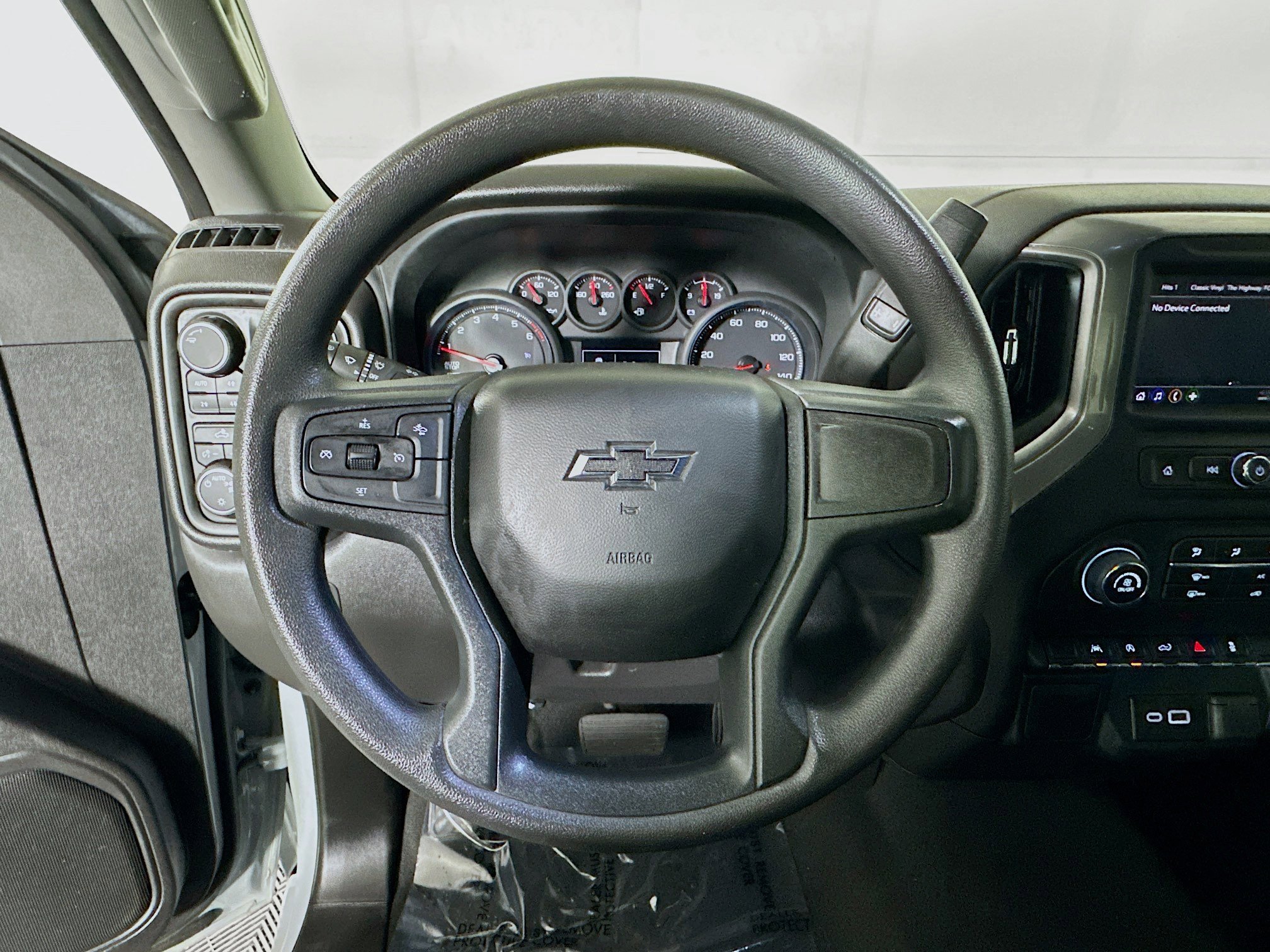 Used 2024 Chevrolet Silverado 1500 Custom Trail Boss w/ LPO, Dark Essentials Package AWD/4WD image 15